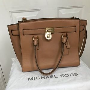 Michael Kors bag tan
